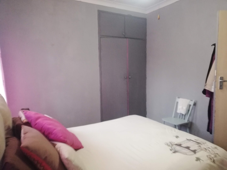 To Let 3 Bedroom Property for Rent in Flamwood North West